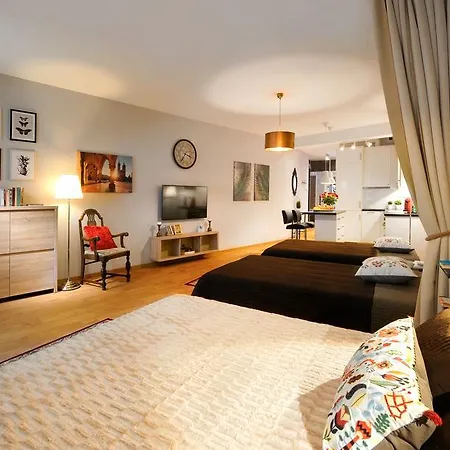 Apartament Feeria アパート